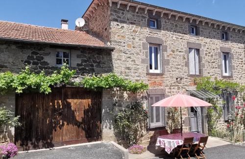Saint-Just-pres-Brioude House | Family-Friendly Maison de Caractère with Garden Near Brioude