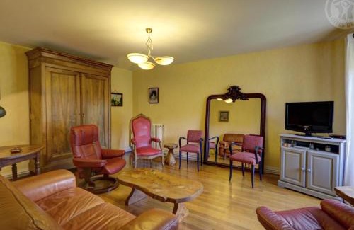 Saint-Symphorien-de-Lay House | Comfortable Gîte with Large Garden Near Leisure Base