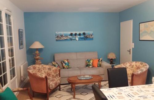 Damgan House | Highly Rated Maison de l Ile - Ideal for Families