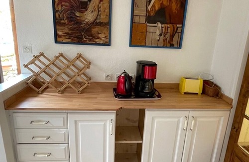 Lezardrieux House | Inviting Maison de la Ferme: Ocean Views & Family-Friendly