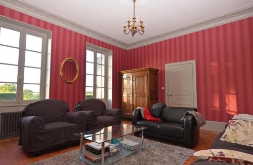 Cerilly House | Elegant 19th Century Maison with Heated Pool and Spa Oasis
