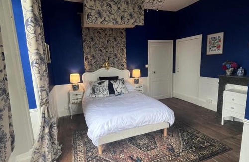 Lanouaille Bed & Breakfast | Comfortable Stay at Maison de Mags & Mags Willow Room