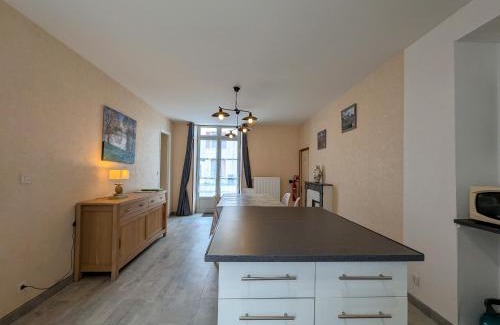 Neuillay-les-Bois House | Cozy Maison de Plain-Pied with Wifi & Family-Friendly Perks