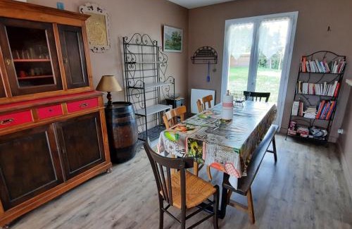 La Roche-Posay House | Cozy Maison with Garden Near Thermes St Roch for Families