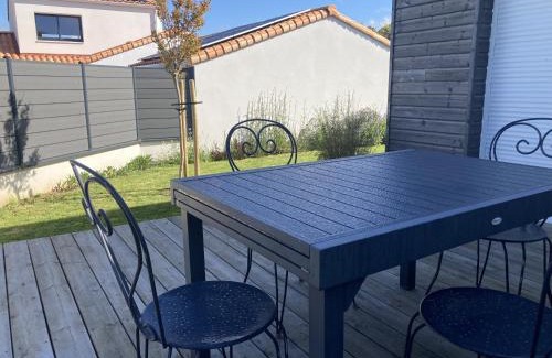 Olonne-sur-Mer House | Cozy Maison de plein pied Near Sea, Marshes & Forest
