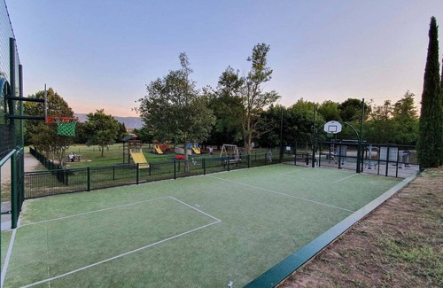 Cabrieres-d'Avignon House | Charming Maison de Village in Provence with Breakfast Included