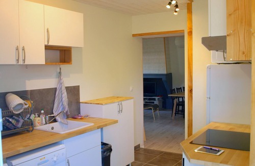Grayan-Et-L'Hopital House | Inviting Maison de Vacances: Oceanfront Retreat, Guest Rated 9.8