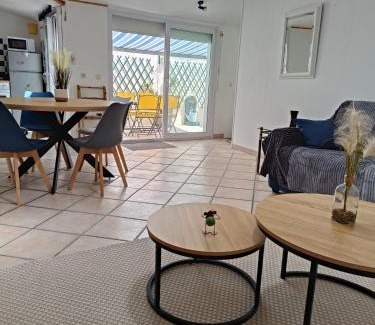 Quartier du Casino House | Discover Maison de vacances in the Heart of Châtelaillon-Plage