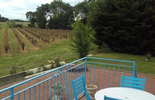 Le Champ-sur-Layon House | Relax at Maison de vacances Layon Loire with Pool & Hot Tub