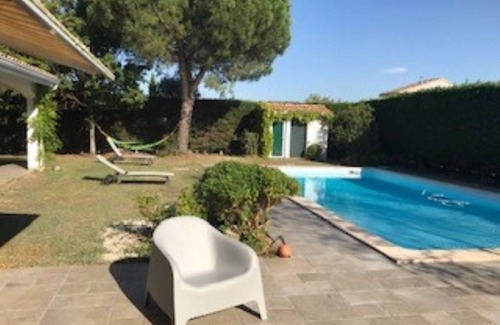 Tournefeuille House | Relax at Maison de Vacances with Private Pool Retreat