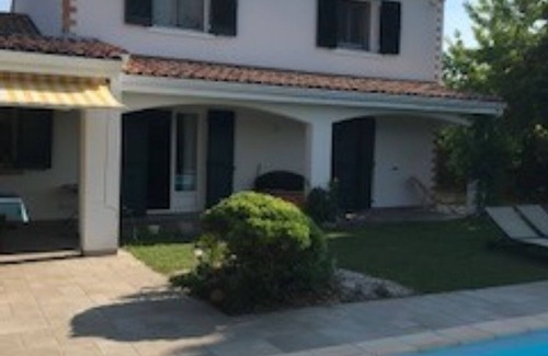 Tournefeuille House | Relax at Maison de Vacances with Private Pool Retreat