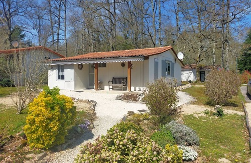 Ecuras House | Experience Maison de Vacances en Sud Charente: Rated 10/10