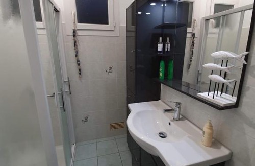 Samatan House | Unforgettable MAISON DE VACANCES: Pet-Friendly Retreat