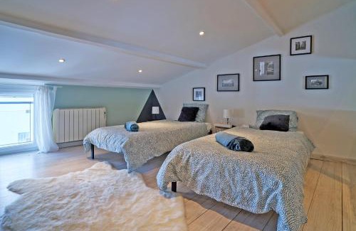 Morieres-les-Avignon House | Modern Townhouse with Pool & Perfect 10/10 Guest Rating