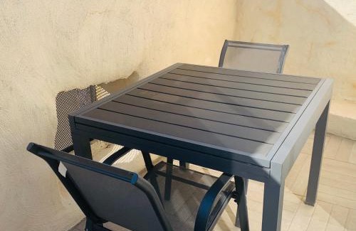 Chateauneuf-du-Rhone Apartment | Idyllic Retreat in Medieval Drôme - Family-Friendly Stay