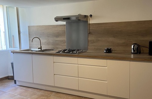 Braccolaccia House | Maison de Village: Minutes from Beaches and Saint Florent