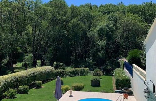 Pons House | Cozy Townhouse with Pool & Pet-Friendly Amenities