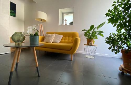 Fontaine-les-Dijon House | Quaint Hotel in Historic Fontaine Les Dijon with Family Amenities