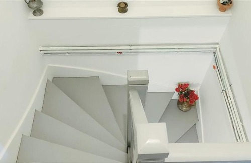 Montlucon House | Inviting Maison de Ville: Perfect for Families with Kitchen