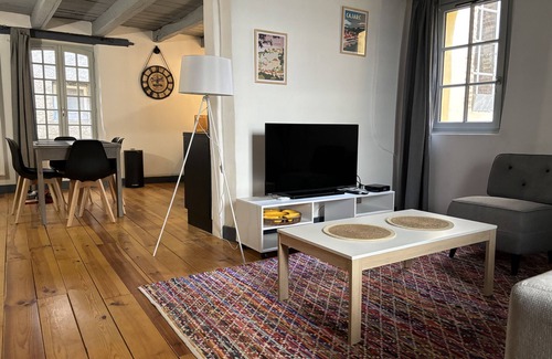 Cahors House | Experience Maison de Ville in Historic Vieux Cahors