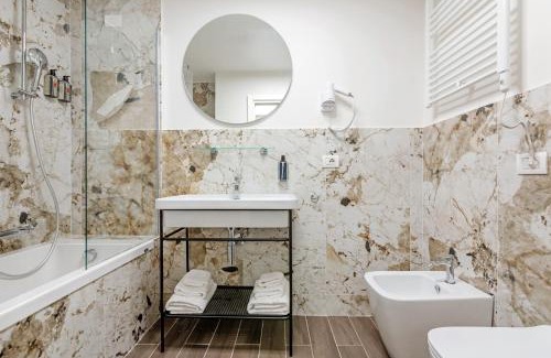 Rione IV Campo Marzio House | Maison dei Greci