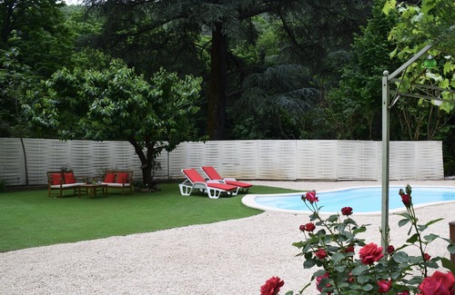 Molieres-sur-Ceze House | Experience Ocean Views and Poolside Relaxation at Maison des Ingénieurs