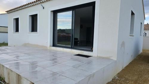 Piolenc House | Family-Friendly Retreat at Maison des Peupliers Hotel