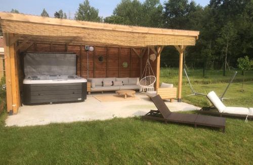 Pont-de-Ruan Villa | Maison design à la campagne
