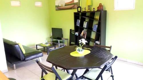 Riviere-Salee House | Idyllic Maison Douce with Scenic Garden & Mountain Views