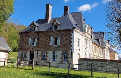 Duclair House | Discover Maison du Chapelain: Oceanfront Bliss Awaiting