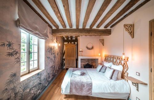 Duclair House | Discover Maison du Chapelain: Oceanfront Bliss Awaiting