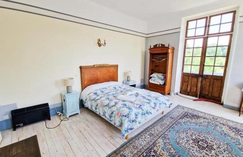 Sauveterre-de-Bearn Bed & Breakfast | Inviting Maison du Gave: Oceanfront Escape with Spa