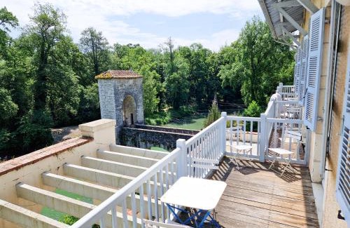 Sauveterre-de-Bearn Bed & Breakfast | Inviting Maison du Gave: Oceanfront Escape with Spa