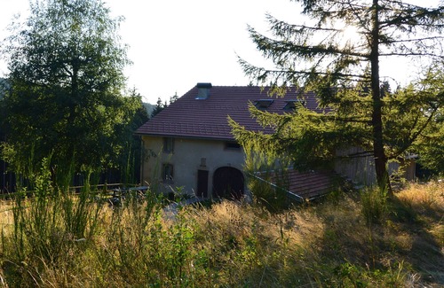 Liezey House | Guest Rated: Maison du Hautré with Pool and Lake Views