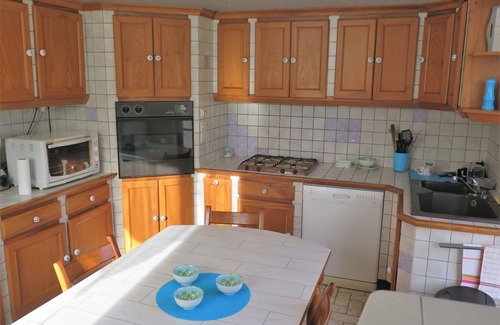 Saint-Rabier House | Pet-Friendly Maison du Lac with Lake Views & Spa Amenities