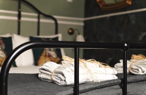 Vigevano Apartment | Pet-Friendly Maison du Mekong with Breakfast Awaits You
