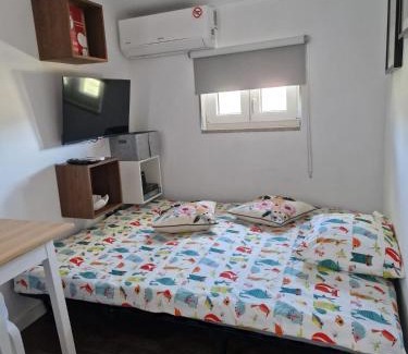 Armamar House | Oceanfront Oasis: Maison du Olival with Pool & Kids’ Fun