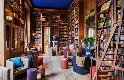 Saint-Germain-en-Laye Hotel | Oceanfront Bliss at Maison du Val - Rated 9.1 by Guests