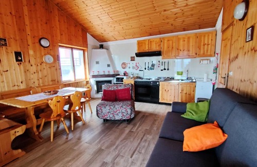 Mongnod Apartment | Discover Maison Elios: Family-Friendly Retreat in Torgnon