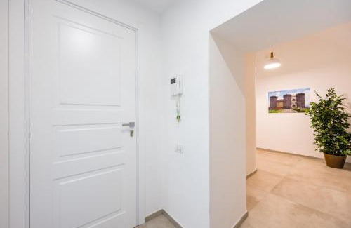 Vittorio Emanuele Apartment | Maison Emanuele Double Apartment