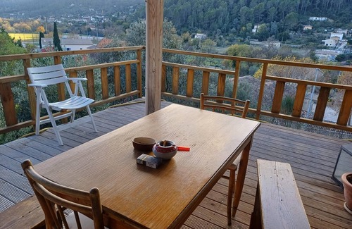 Sollies-Toucas House | Relaxing Maison en Bois: Enjoy Spa and Hot Tub Amenities