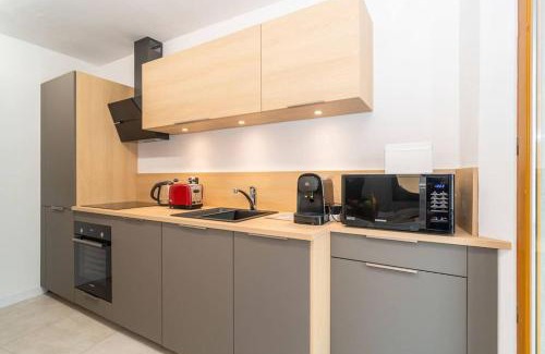 Le Suquet Villa | Discover Maison en Centre de Cannes - Le Suquet with Family Amenities