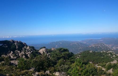 Monacia-d'Aullene House | Oceanfront Retreat: Guest Rated 9.7 at Maison en Corse