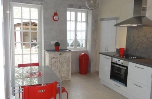 Charroux House | Cozy Maison in Charroux with Terrace & Mountain Views