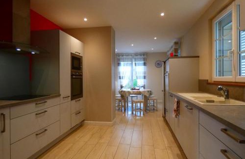 Senonches House | Gîte Senonches: Family-Friendly Retreat with Top Reviews