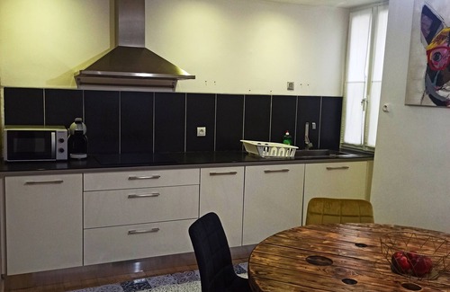 Villeneuve-d'Olmes House | Central Maison Entière: Family-Friendly Stay in Villeneuve