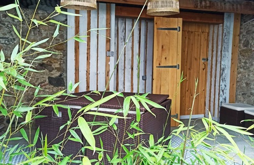 Villeneuve-d'Olmes House | Central Maison Entière: Family-Friendly Stay in Villeneuve