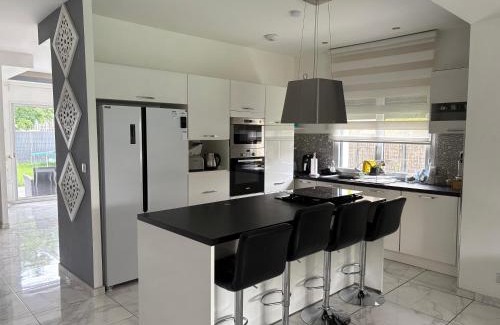 Cebazat Villa | Inviting Maison Entière with Pool & Hot Tub Amenities