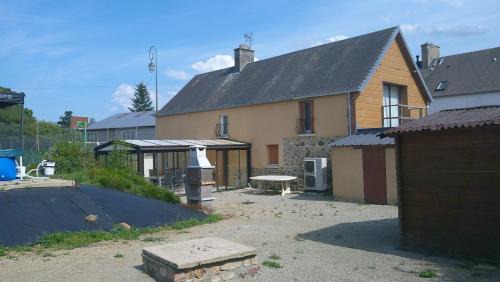 St-Aubin-du-Perron House | Maison entre Cherbourg et Mont Saint Michel