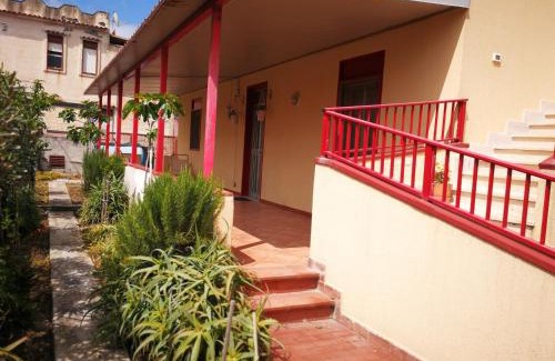 Agnone Bagni Apartment | Discover Oceanfront Bliss at Maison Etoile de Mer